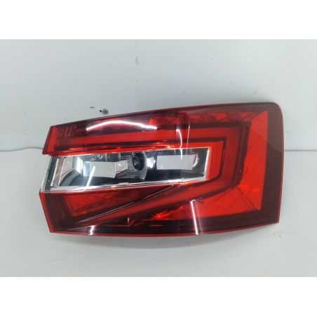 LAMPA TYLNA PRAWA SKODA SUPERB III 2.0 TDI 2018 3V9945208 