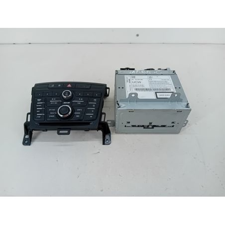 ZESTAW MULTIMEDIALNY OPEL ZAFIRA C 2.0 DTH 165KM 2.0 CDTI 2012 22830698 45-311-6246  A2C53375832 
