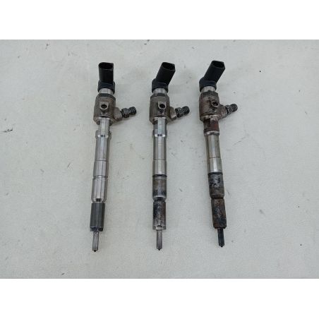 WTRYSKIWACZ VW GOLF VI 1.6 TDI 105KM 1.6 TDI 2012 03L130277B 