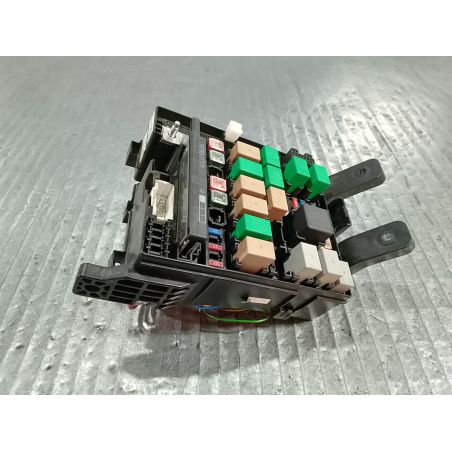 SKRZYNKA BEZPIECZNIKÓW WEWNĘTRZNA KIA SPORTAGE III 1.7 CRDI 115KM 1.7 CRDI 2013 91451-3U484 