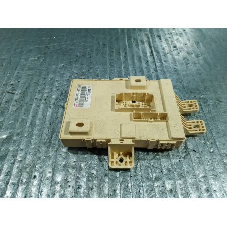 SKRZYNKA BEZPIECZNIKÓW ZEWNĘTRZNA KIA SPORTAGE III 1.7 CRDI 115KM 1.7 CRDI 2013 91950-3W030 