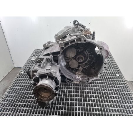 SKRZYNIA BIEGÓW MANUALNA VW PASSAT B6 2.0 TDI 140KM 2.0 TDI 2006 JLR  