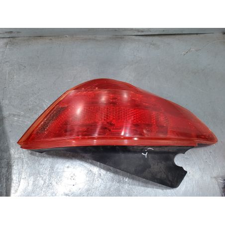 LAMPA TYLNA LEWA PEUGEOT 308 1.6 VTi 1.6 VTI 2008 11-B884B 