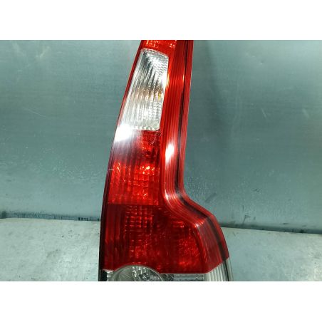 LAMPA TYLNA PRAWA VOLVO V50 2.0 D 2005 30698921 