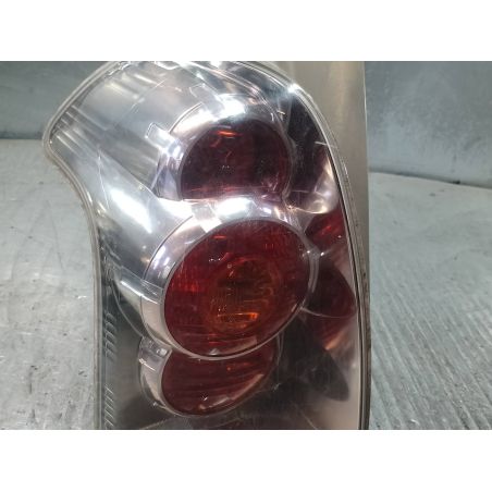 LAMPA TYLNA LEWA TOYOTA COROLLA VERSO II 1.8 16V 2005 0F-01 