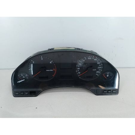 LICZNIK AUDI A8 D2 3.3 TDI 224KM 3.3 TDI 2001 4D0919882LX 110308904043 