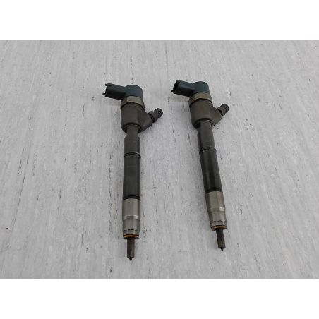 WTRYSKIWACZ KIA SPORTAGE III 1.7 CRDI 115KM 1.7 CRDI 2013 33800-2A800 0445110411 