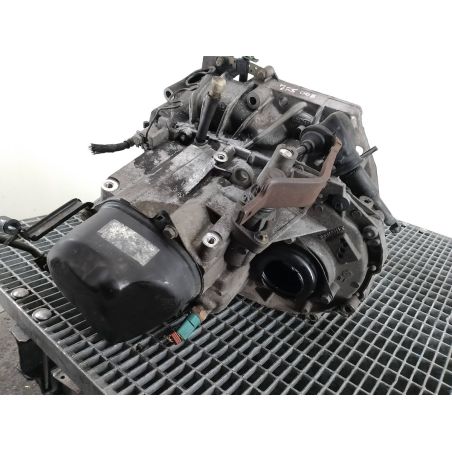 SKRZYNIA BIEGÓW MANUALNA RENAULT LAGUNA II ( 02-07 ) 1.8 16V 2004 JR5008 