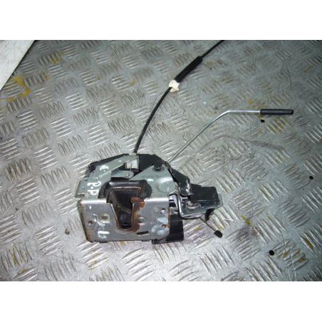 ZAMEK DRZWI PRAWY PRZÓD VW FOX 1.2 2005 